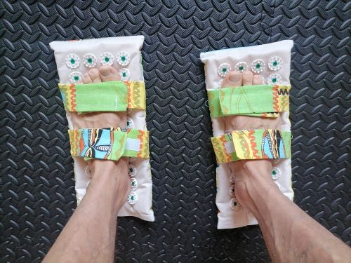 Аппликатор игольчатый (массажер для рук или ног) 150х340 мм 2 шт 01187