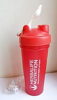 Шейкер 600 мл красный Herbalife Nutrition 02549