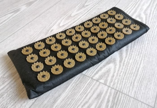 Аппликатор игольчатый (коврик с поролоном) 140х320 мм черный 997978