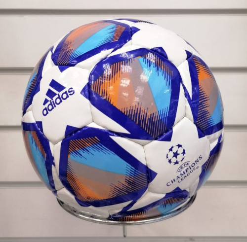 Мяч футбольный №4 ADIDAS CHAMPIONS LEAGUE бело-оранжевый 05059 Мяч футбольный №4 ADIDAS CHAMPIONS LEAGUE бело-оранжевый 05059