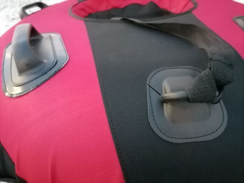 Ватрушка 115 см 115х100 см с 4 ручками Король Горок Ф8 черный-красный-черный 996760 фото 3 Ватрушка 115 см 115х100 см с 4 ручками Король Горок Ф8 черный-красный-черный 996760 фото 3