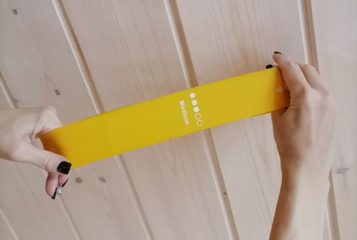 Эспандер-кольцо (лента) замкнутое 5 см желтый 12 кг IN260 02634-3 996980