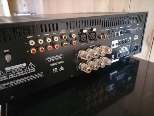 Интегральный усилитель Rotel RA-1572 MKII Black 996119 фото 6