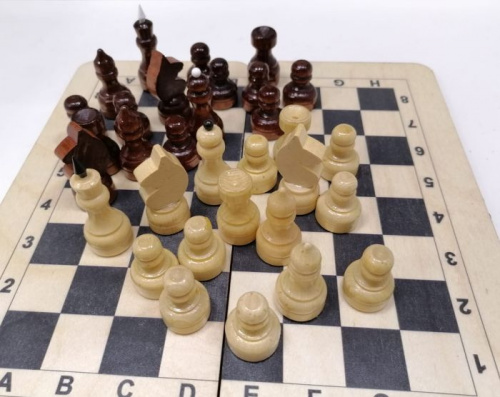 Шахматные фигуры дерево средние GreenL 995999 Шахматные фигуры дерево средние GreenL 995999