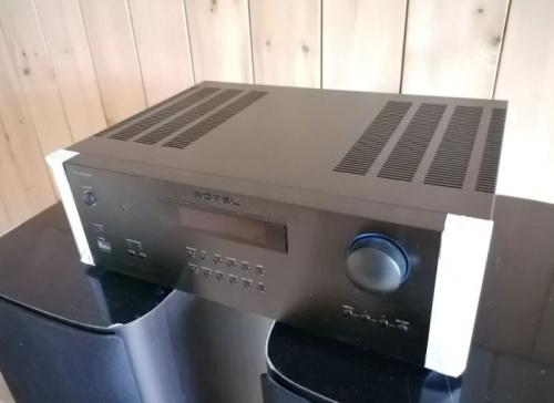 Интегральный усилитель Rotel RA-1572 MKII Black 996119 фото 4