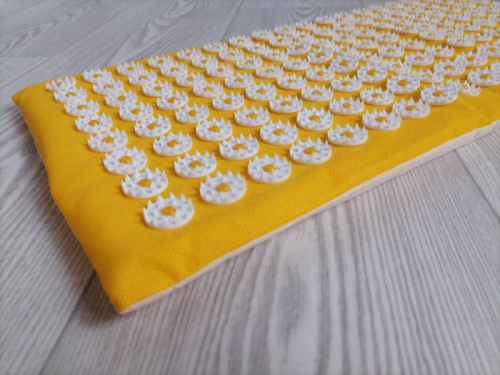 Аппликатор игольчатый (коврик с поролоном) 260х560 мм желтый 998322 фото 3