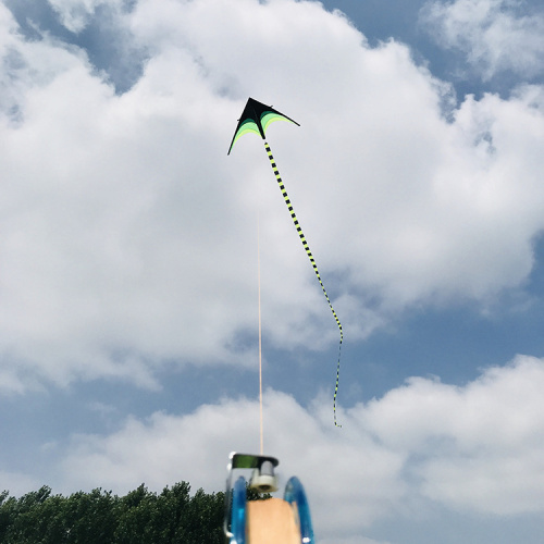 Змей воздушный S600521 2 м+10 м хвост Зеленая стрела фото 4
