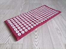 Аппликатор игольчатый (коврик с поролоном) 260х560 мм красный 998323