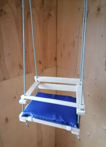 Качели навесные дерево с мягким сиденьем 33х25 см 041 997840