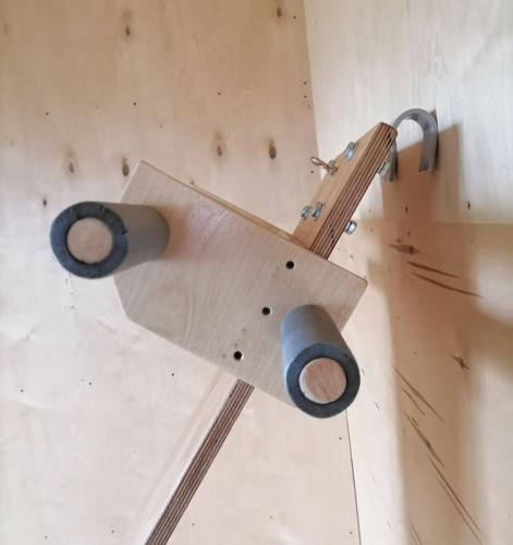 Скамья (доска) для пресса навесная с упорами (аналог Евминова) 30х200 см, толщина 18 мм 997496 фото 5 Скамья (доска) для пресса навесная с упорами (аналог Евминова) 30х200 см, толщина 18 мм 997496 фото 5