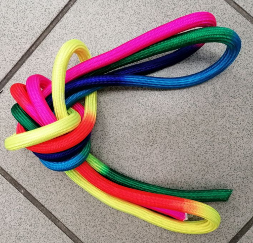 Скакалка 3 м гимнастическая Радуга (разноцветная, мягкая) 01061 фото 2 Скакалка 3 м гимнастическая Радуга (разноцветная, мягкая) 01061 фото 2