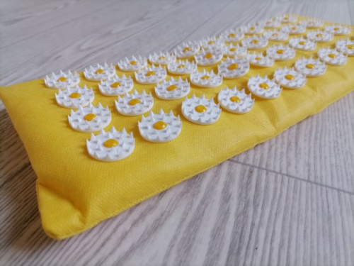 Аппликатор игольчатый (коврик с поролоном) 140х320 мм желтый 997979 фото 3