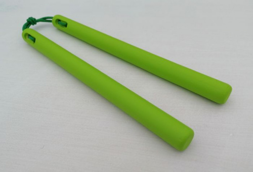 Макет нунчаки тренировочные (для фристайла) 30 см береза салатовые 996997 фото 2