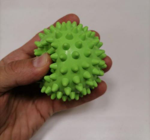 Мяч массажный 07 см мягкий "Ёжик" Silapro зеленый 995918 Мяч массажный 07 см мягкий "Ёжик" Silapro зеленый 995918