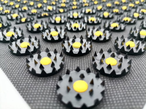 Аппликатор игольчатый (коврик) 260х560 мм черный с желтой сердцевиной 996843 фото 3