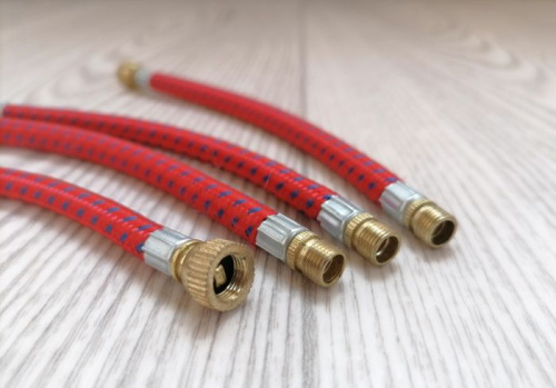 Вело шланг 16 см короткий (от насоса для мячей) 998222 Вело шланг 16 см короткий (от насоса для мячей) 998222