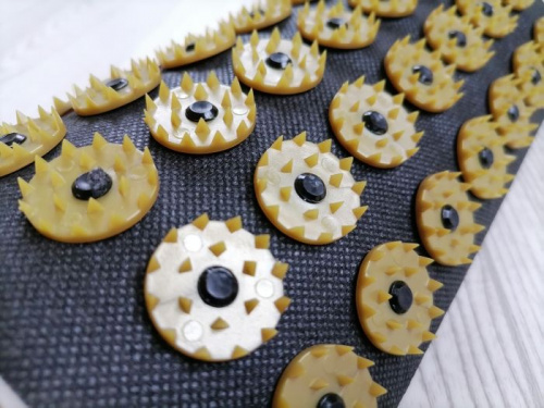 Аппликатор игольчатый (валик) 140х230 мм для шеи черный 998004 фото 2