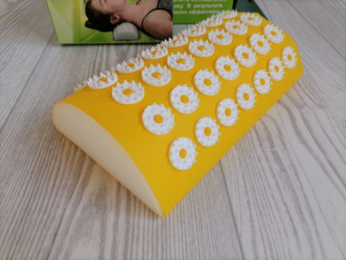 Аппликатор игольчатый (валик) 140х230 мм для шеи желтый 7153143