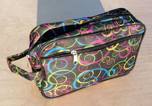 Косметичка черная с кругами 71032д-2 25х17х8 см ЗФТС
