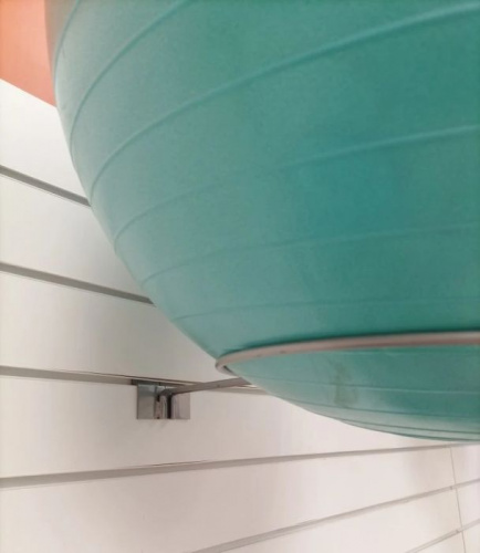 Кронштейн на эконом-панель для хранения фитнес мяча 995462 фото 2