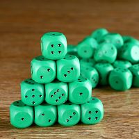 Зары (кубики игральные) 1,5х1,5 см зеленые 4807723
