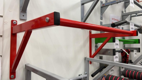 Турник настенный прямой разборный красный 998147