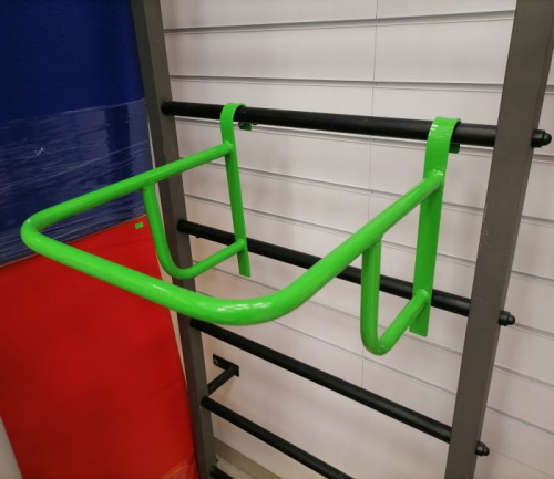 Турник навесной Юнга 40 см зеленый 996665