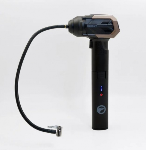 Насос для мячей аккумуляторный Berkut DAC-300 996356