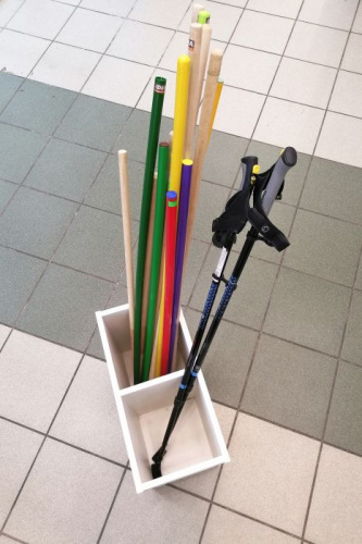 Накопитель напольный двойной для хранения палок и спортинвентаря 45х48х24 см 996277 фото 2