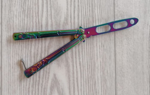 Макет ножа Бабочка металл на винтах (затупленный) Градиент №13 кость 312844 Макет ножа Бабочка металл на винтах (затупленный) Градиент №13 кость 312844