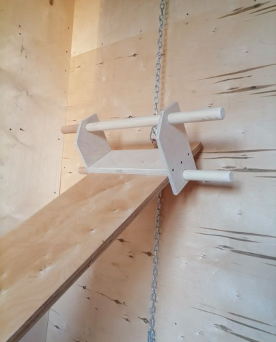 Скамья (доска) для пресса навесная с упорами (аналог Евминова) 30х200 см, толщина 18 мм 997496 фото 3 Скамья (доска) для пресса навесная с упорами (аналог Евминова) 30х200 см, толщина 18 мм 997496 фото 3