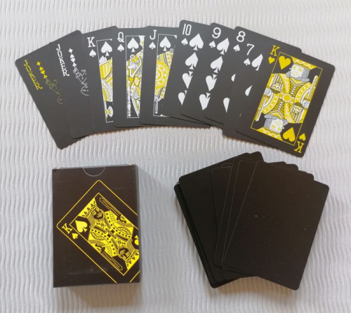 Карты 54 шт пластик 32 мкр Король желтые 996017 Карты 54 шт пластик 32 мкр Король желтые 996017