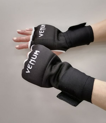 Бинты боксерские Venum PK (быстрые бинты) M черный 06342