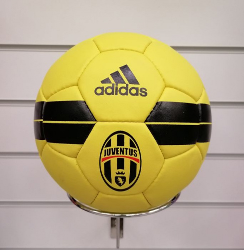 Мяч футбольный №5 Juventus желто-черный 05298