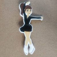 Значок пластиковый "Фигурное катание. Девушки" черный 998572