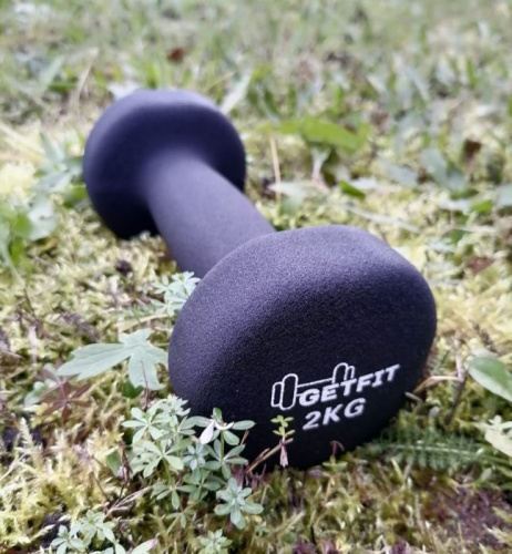 Гантель обливная 2 кг черный неопрен GetFit 995818 Гантель обливная 2 кг черный неопрен GetFit 995818