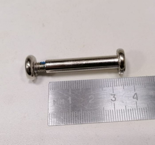 Запчасть для самоката ось с болтом 3,3 см Д-128 32252