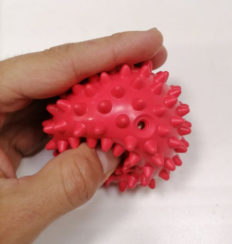Мяч массажный 07 см мягкий "Ёжик" Silapro красный 995920 фото 3 Мяч массажный 07 см мягкий "Ёжик" Silapro красный 995920 фото 3