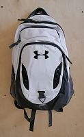 Рюкзак Under Armour Hustle 3.0 бело-черный 03794