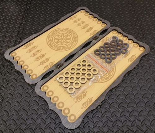 Нарды 50х22х2,2 см "Резные" желто-черные GreenL 995802 фото 3 Нарды 50х22х2,2 см "Резные" желто-черные GreenL 995802 фото 3