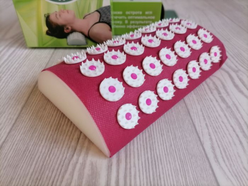 Аппликатор игольчатый (валик) 140х230 мм для шеи красный 998332 фото 2